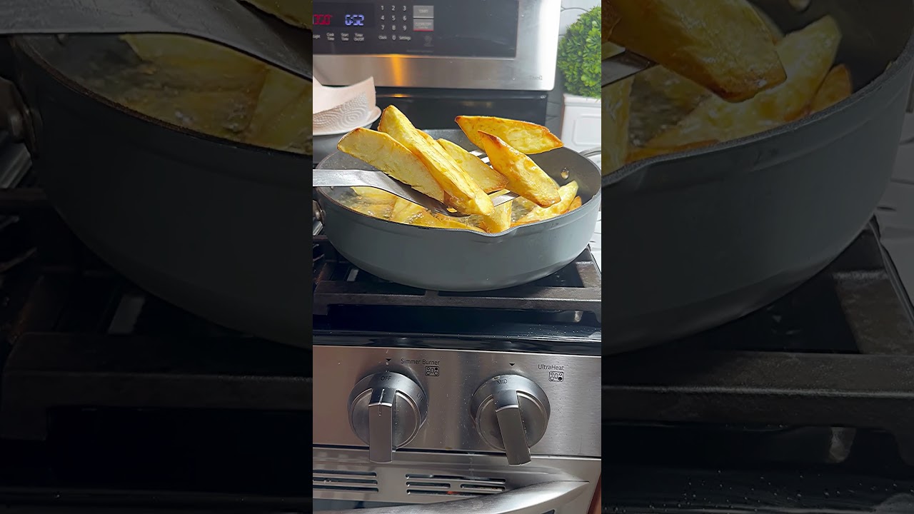 how to fry sweet potatoes #ghana #viral #shorts #ghanafood #youtubeshorts #shortfeed #views #food