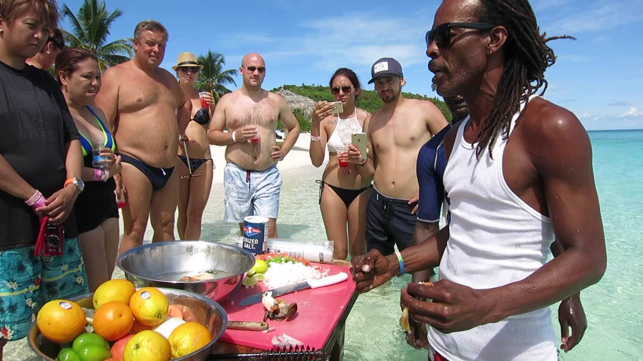 The Coolest Conch Salad Stand You’ve Ever Seen!