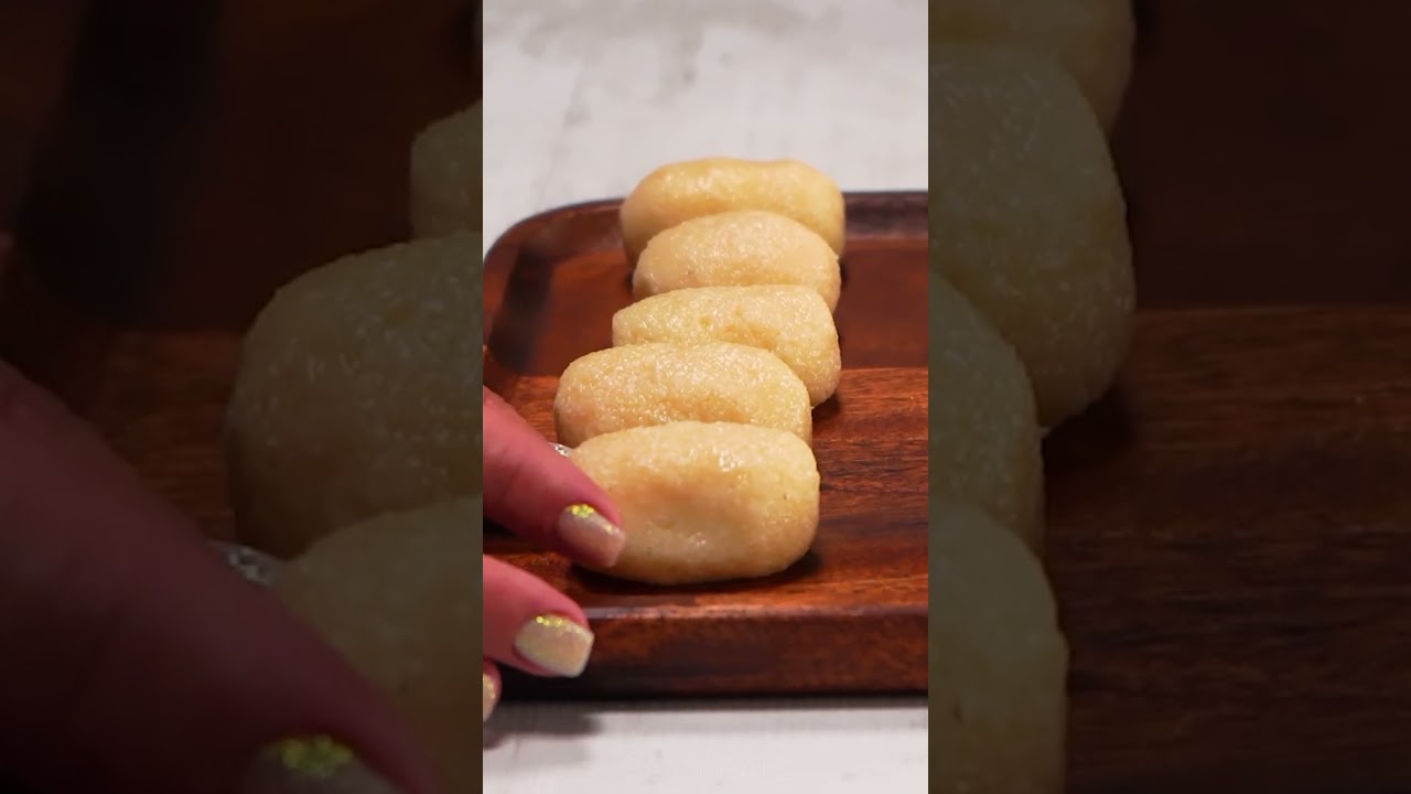 Mélangez le lait concentré aux flocons de noix de coco pour un dessert 5 étoiles !