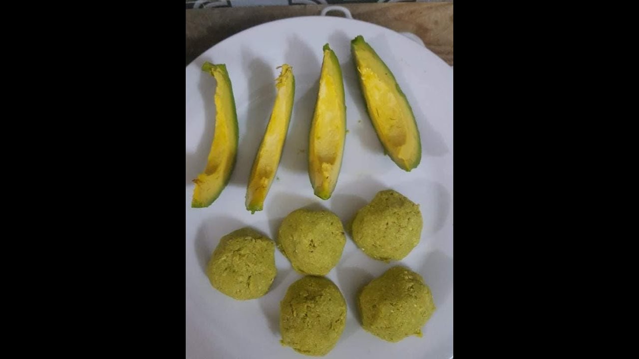 Farine and avocado. Caribbean cuisine.