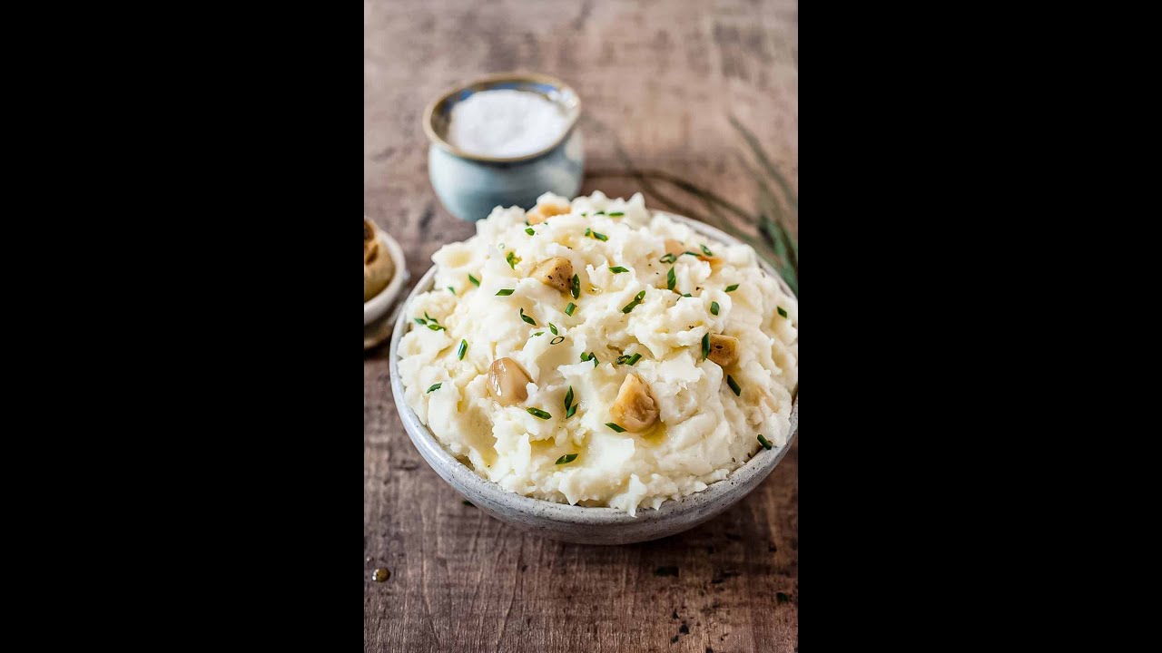 Garlic Mashed Potatoes with a tangy twist! #shorts