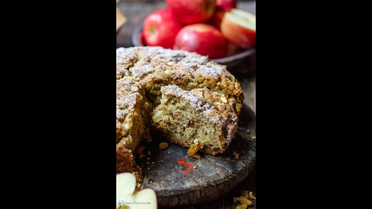 Apple Olive Oil Cake: Easy One-Bowl Dessert! #shorts