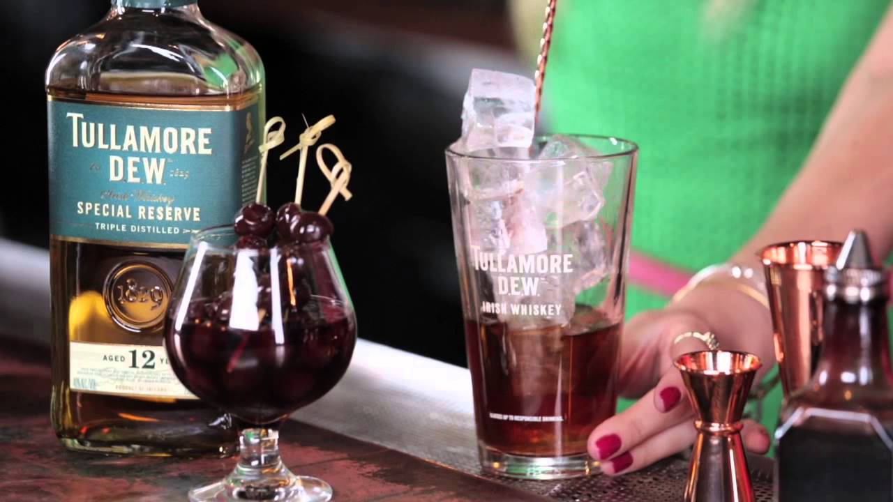 How to Make a Manhattan Cocktail :: Tullamore Dew Irish Manhattan