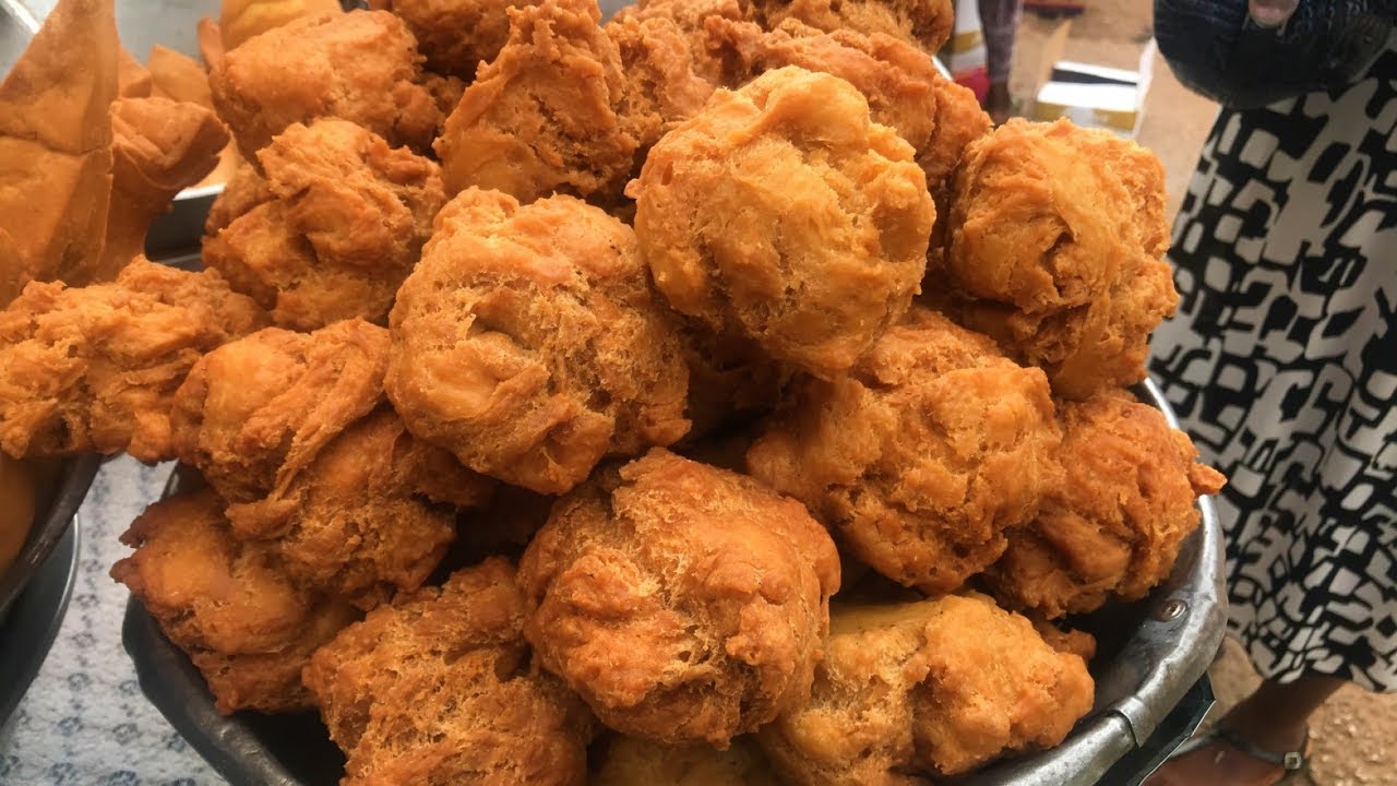 HOW TO MAKE LOCAL AFRICAN STREET FOODS *FRIED ROCK BUNS* JOYFUL HOME COOKING