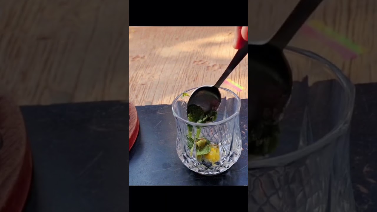 Mint mojito 🍸 👩‍🍳 👌 #youtubeshorts #viral #india #recipes #reels #youtube #instagram #reel